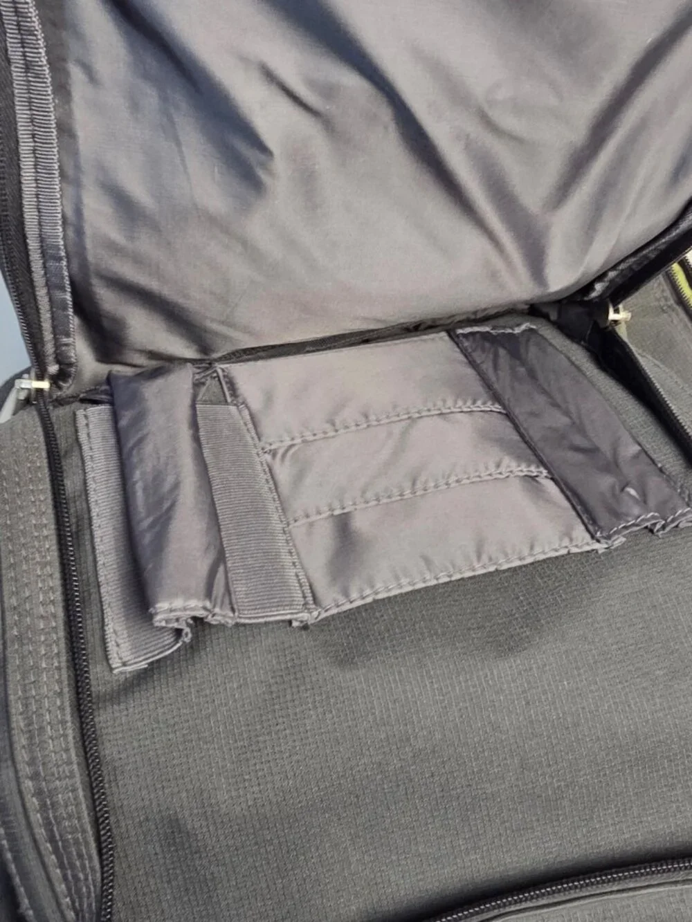Eddie Bauer Travel Crossbody Laptop Bag